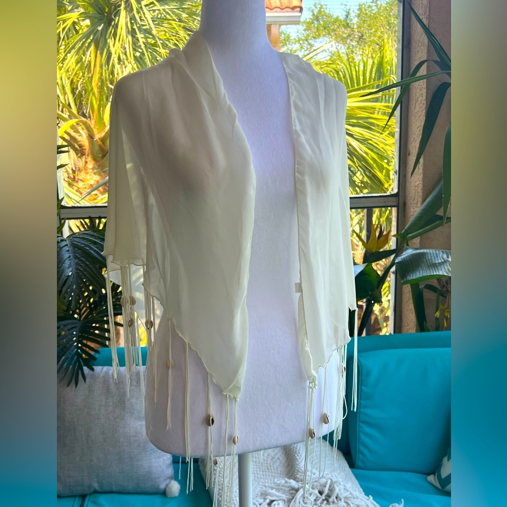 Sheer scarf with shells - Picture 5 of 7